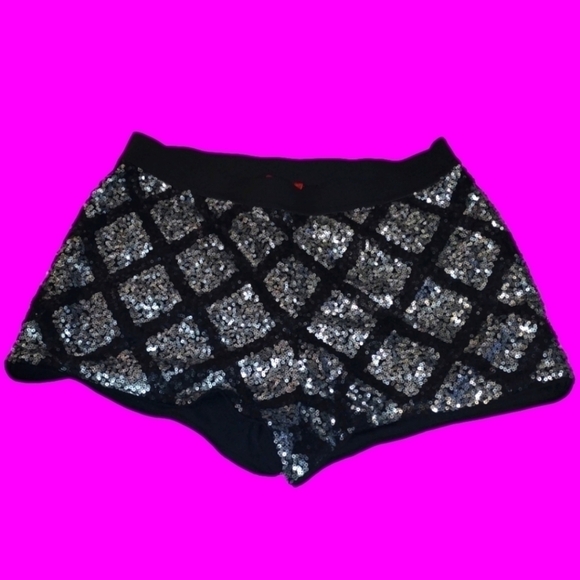 Fabulous Sequin Short Shorts - Picture 1 of 1